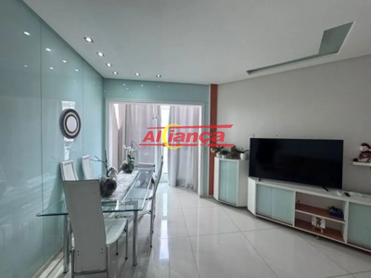 APARTAMENTO LINDO E CONFORTAVEL E ESPAÇOSO!! - Foto 4