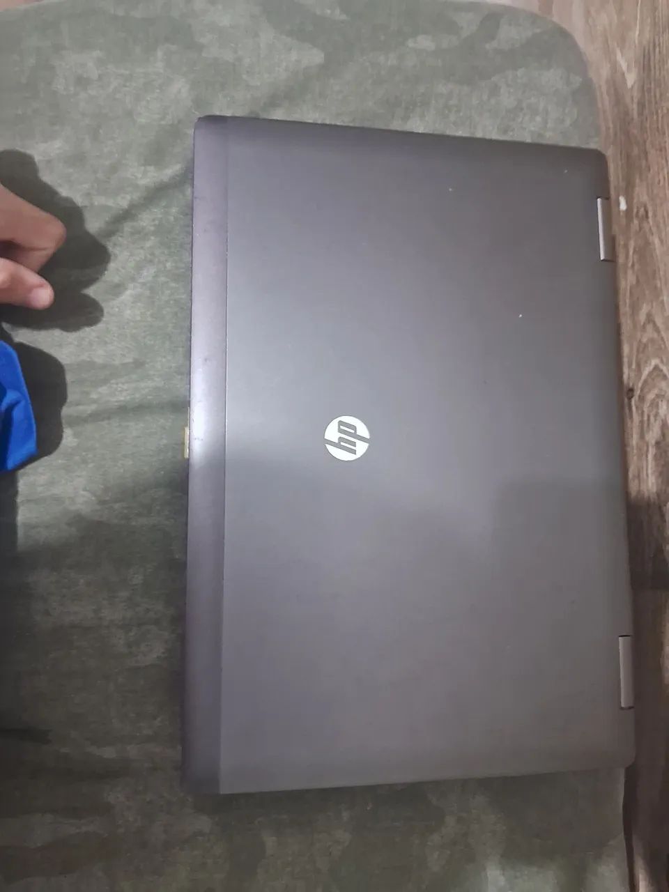Notebook antigo quebrado pra retirar peças  - Foto 2