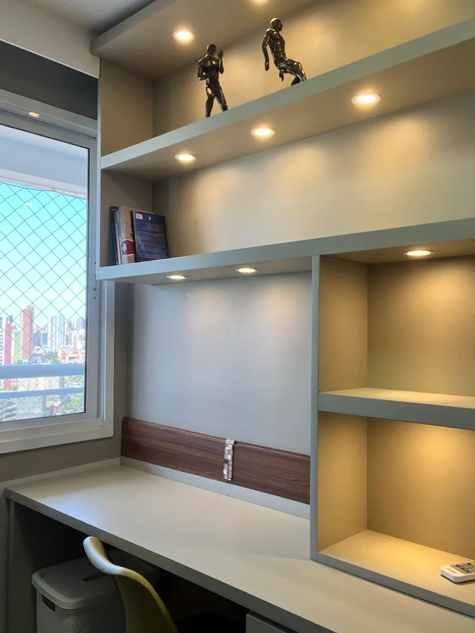 Alugo apartamento mobiliado com vista mar - Foto 2