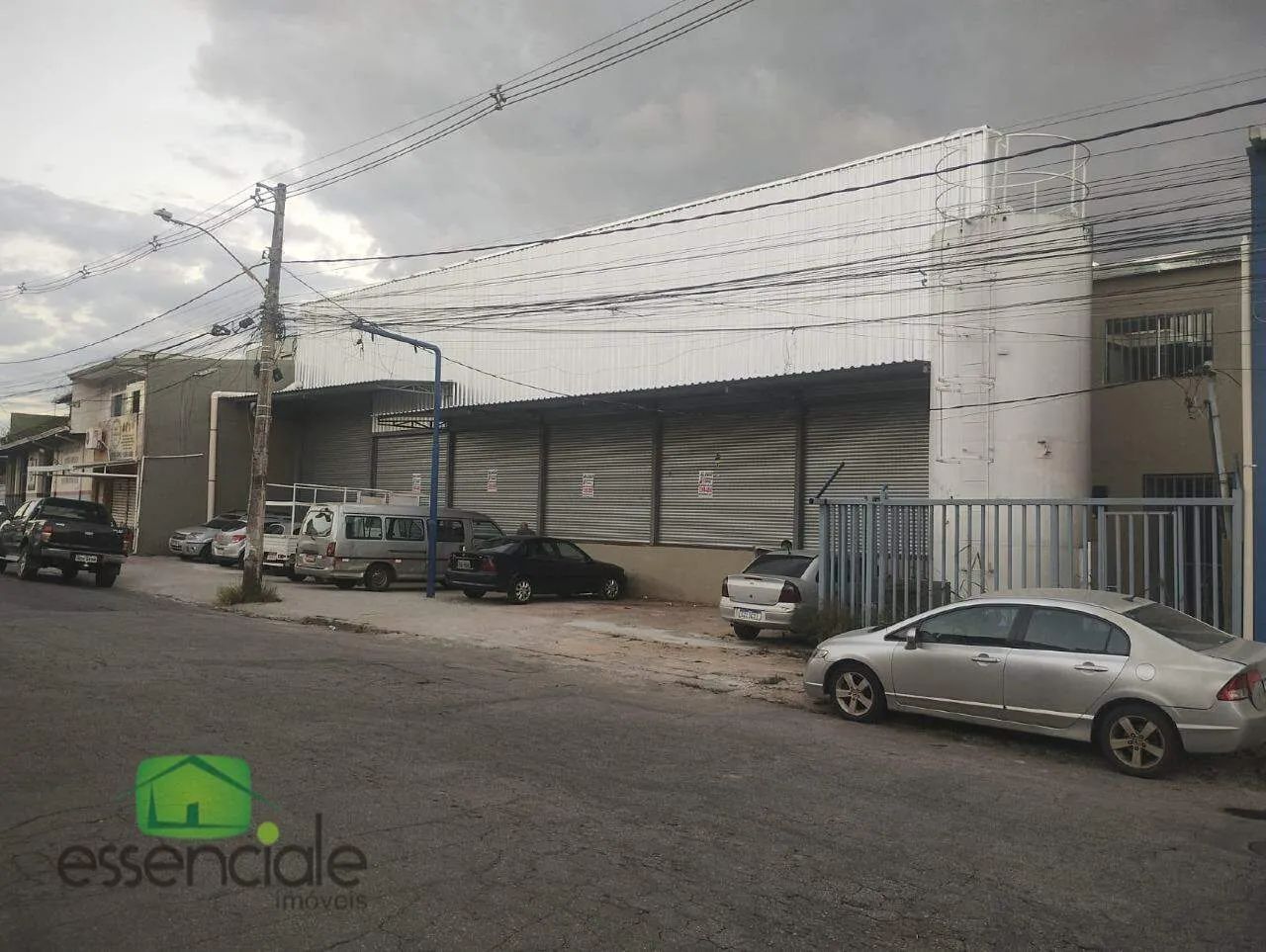 Galpão 1.300m² com 6 Docas | Pé Direito 6m | Ideal Logística e Indústria R$ 25.000,00