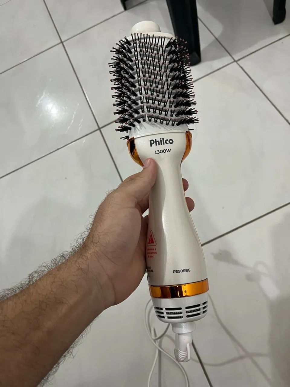 Escova secadora e modeladora - Philco 1300w