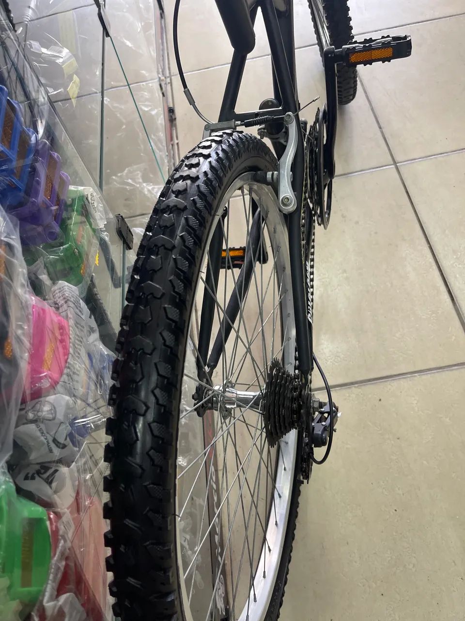 ?Bike aro 26 comum  semi-nova ?! - Foto 3