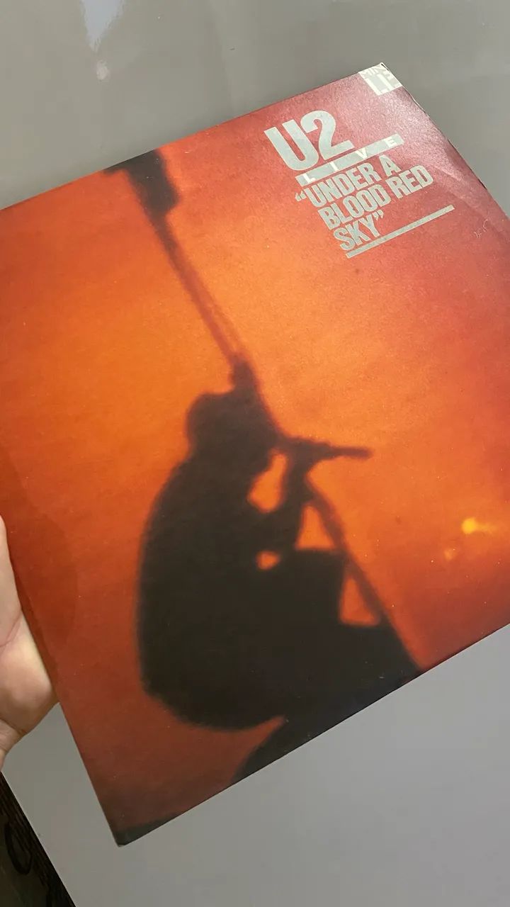 U2 Live Under A Blood Red Sky