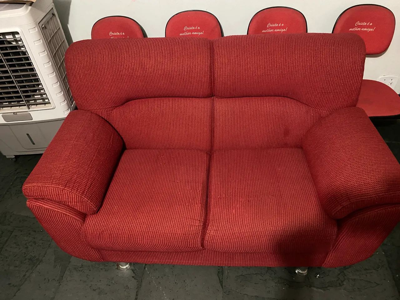 Vendo Sofá 2 Lugares Vermelho  - Foto 3