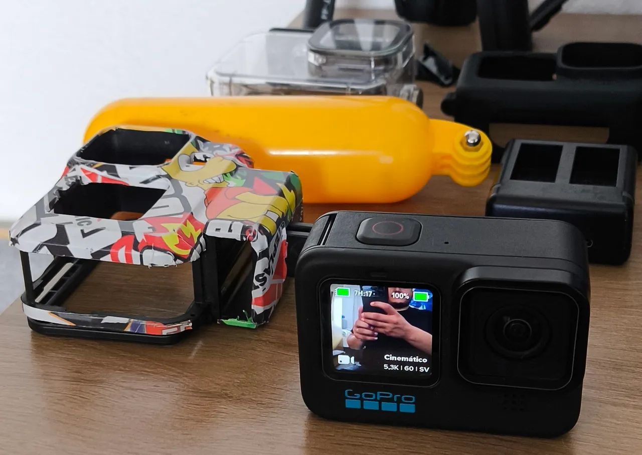 Vendo 2 Gopro Hero 8 Black e Hero 10 Black + acessórios  - Foto 3