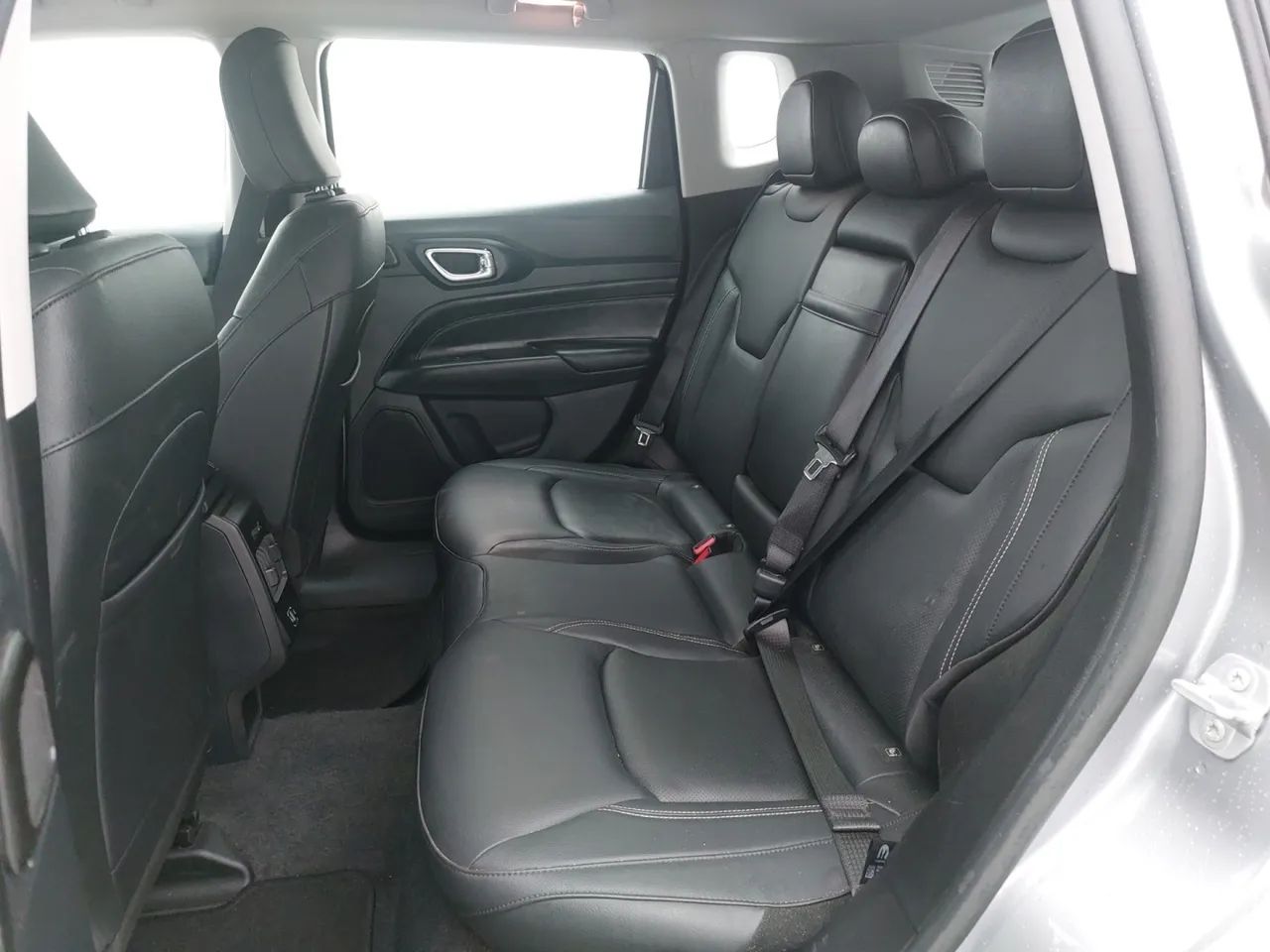 Jeep Compass LONG. T270 1.3 TB 4x2 Flex Aut., foto 17 de 18