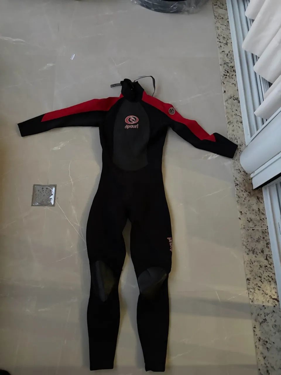 Roupa de borracha  - Foto 2