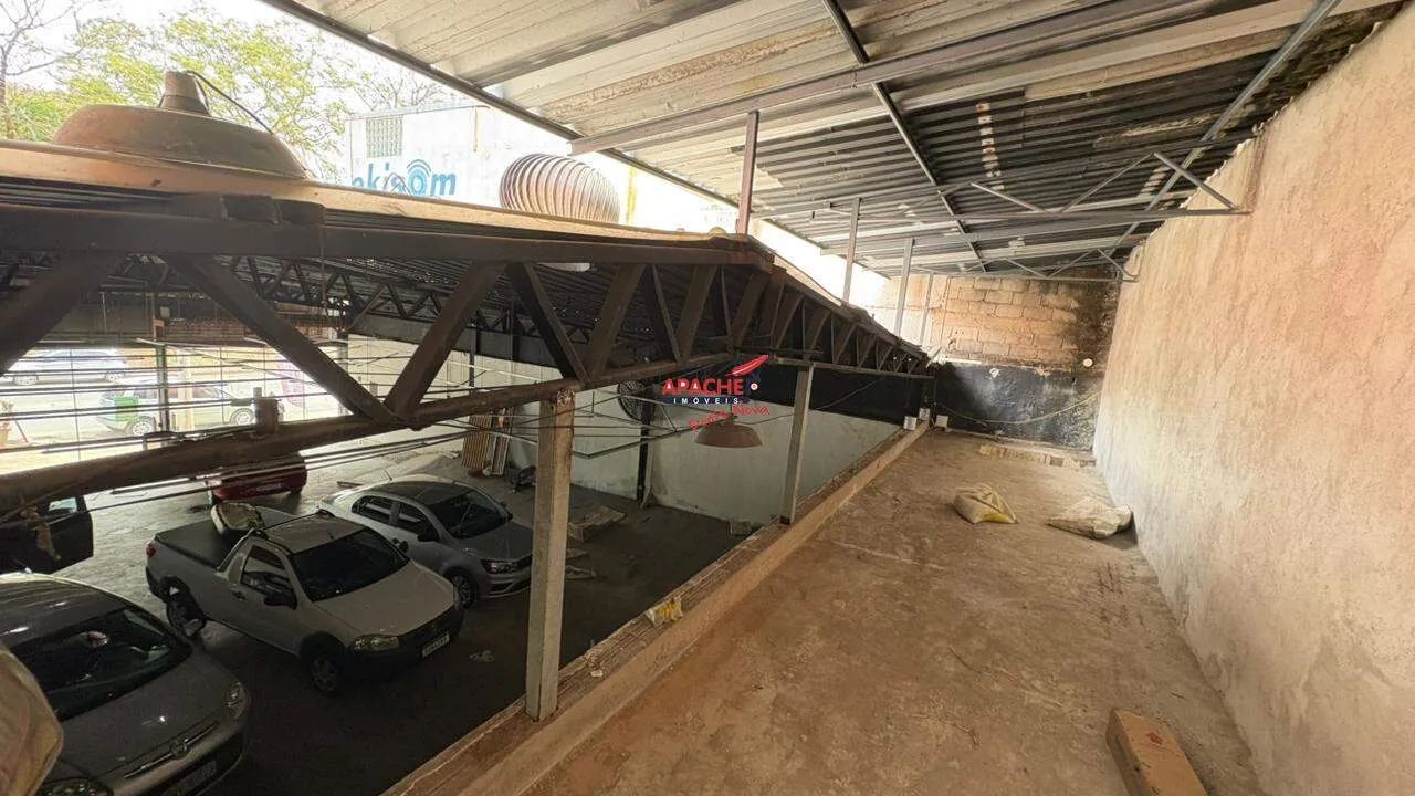 Loja comercial para aluguel com 297,35 m² no Centro de Ponte Nova/MG - Foto 4