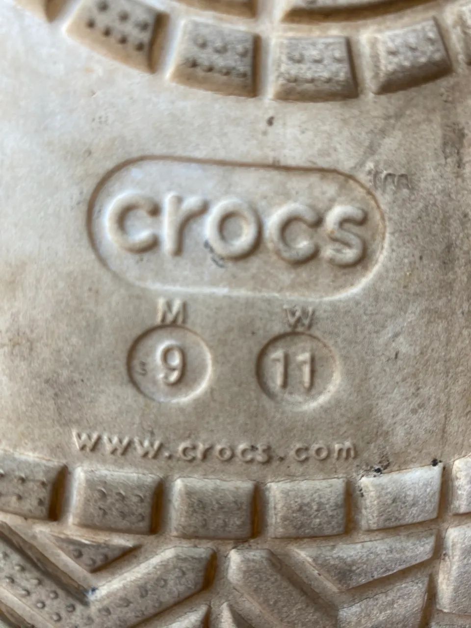 Crocs bayaband branca - Foto 5