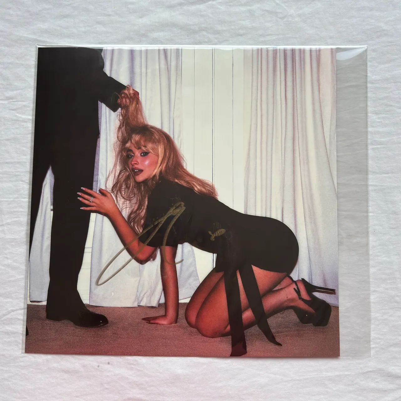 Man's Best Friend Standard CD Autografado United Kingdom Edition - Foto 2