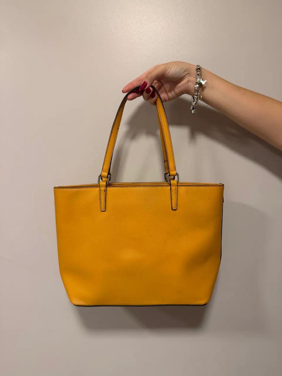 Bolsa Guess Original Feminina Mostarda - Nunca Usada  - Foto 2