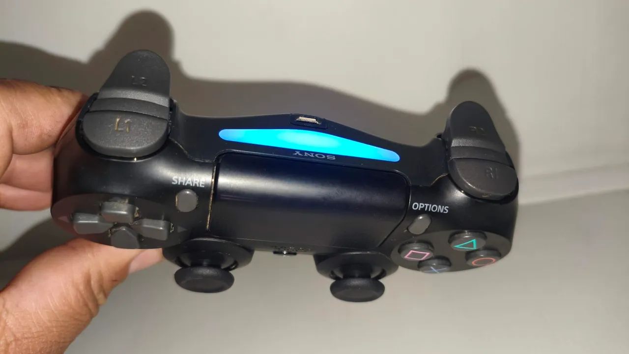 CONTROLE PS4 PRETO ORIGINAL FUNCIONANDO  - Foto 3