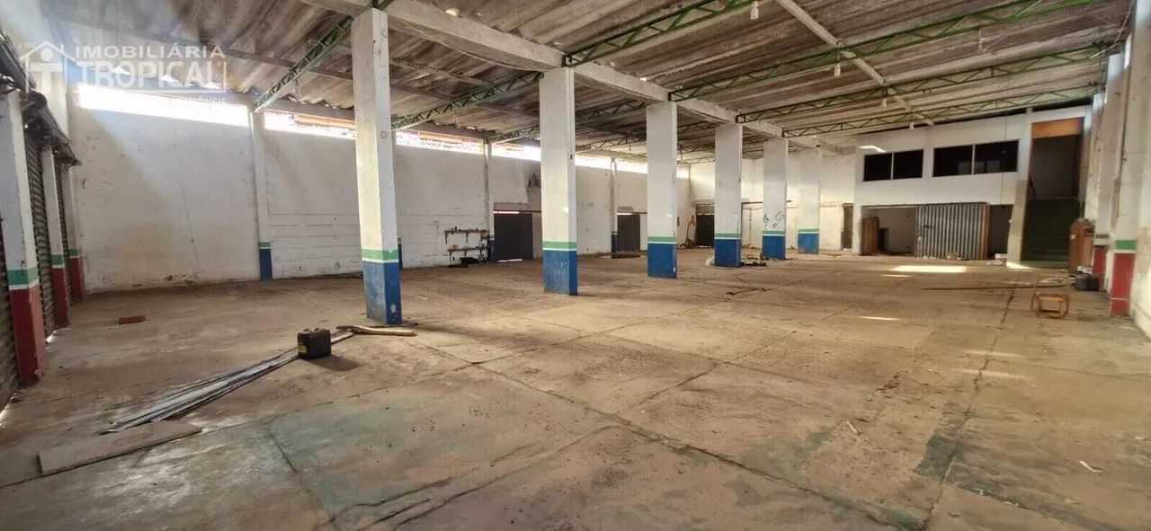 Aluga-se galpão bem localizado no centro de Porto Nacional - Foto 4