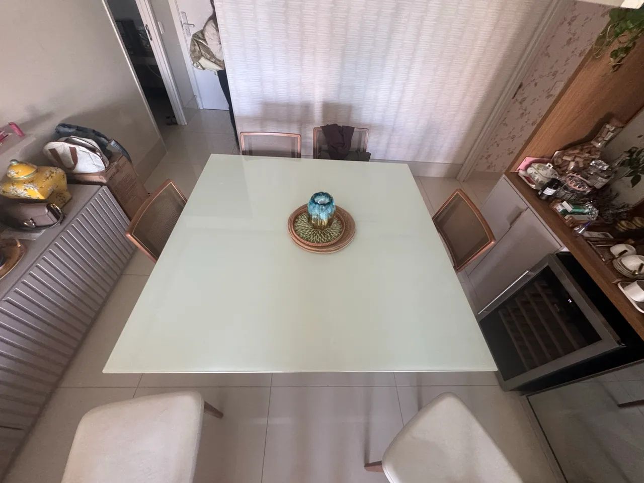 Mesa quadrada com tampo de vidro1.5x1.5m