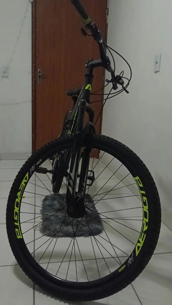 Vende-se Bike Aro 26  - Foto 4