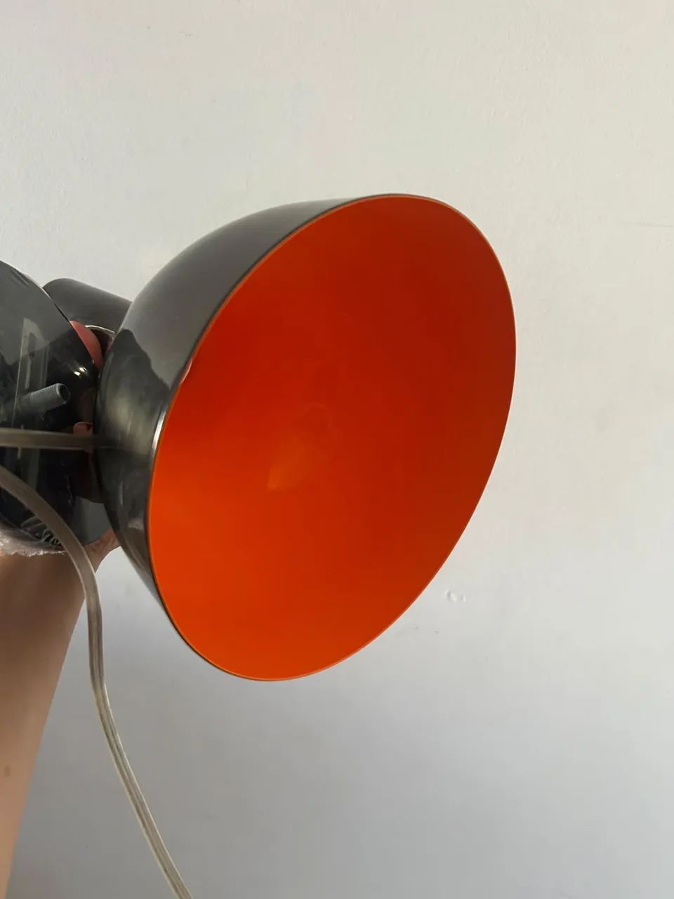 Pendente Drop - Lâmpada Flúor Bulbo Led