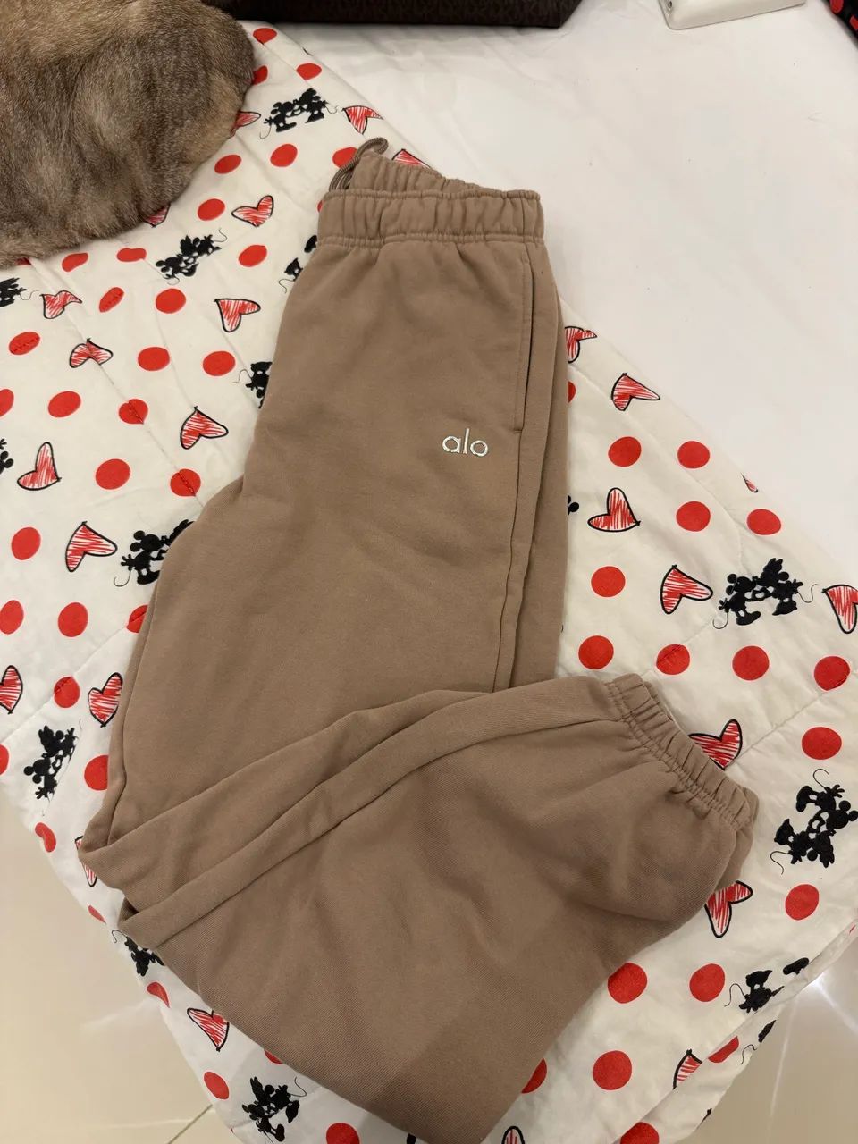Calça moletom alo