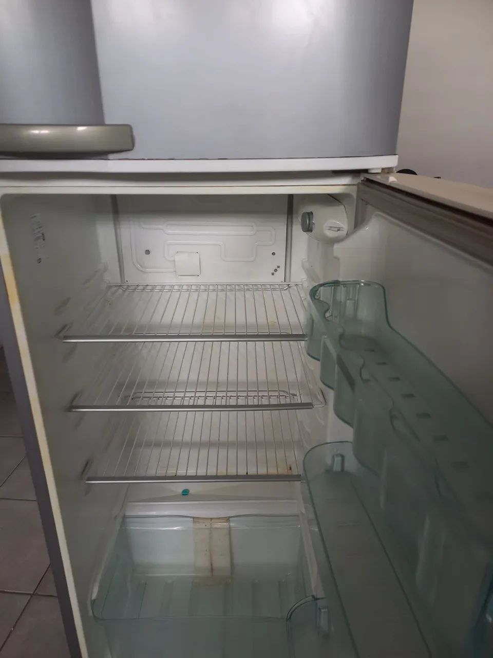 Geladeira a venda - Foto 3