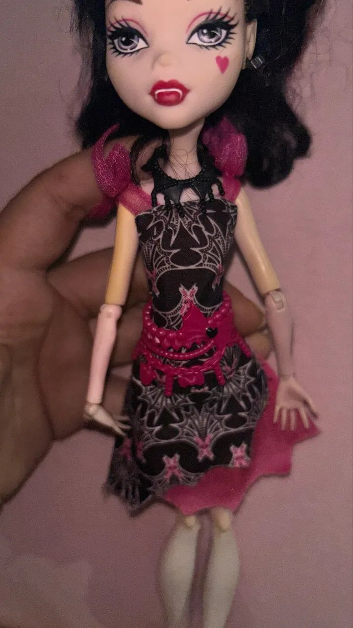 boneca draculaura  - Foto 2