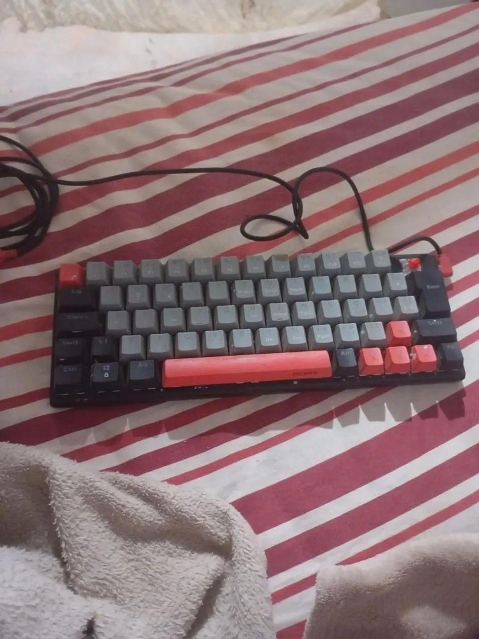 Teclado Mecânico pcyes 60%