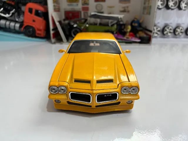 Miniatura Pontiac amarela  - Foto 4