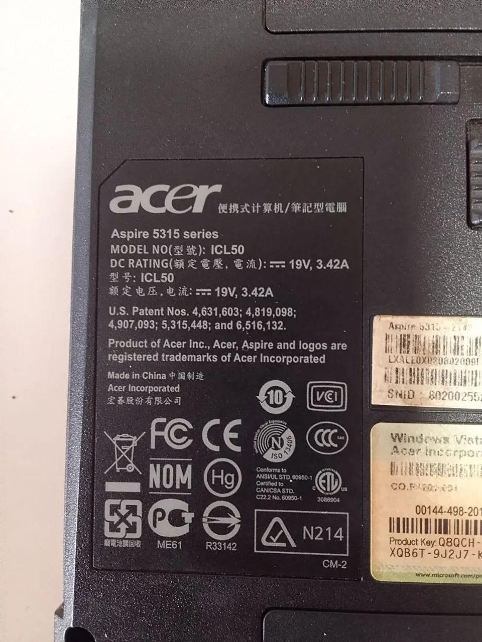Vendo notebook para tirar peças 