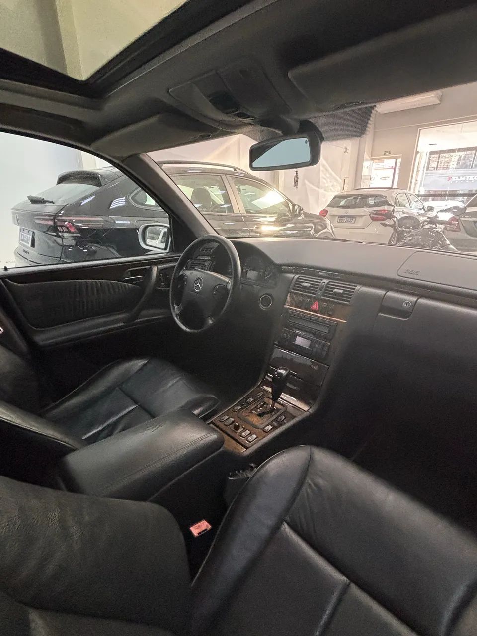 Mercedes-Benz E-320 3.2 Elegance 2001 - Foto 2