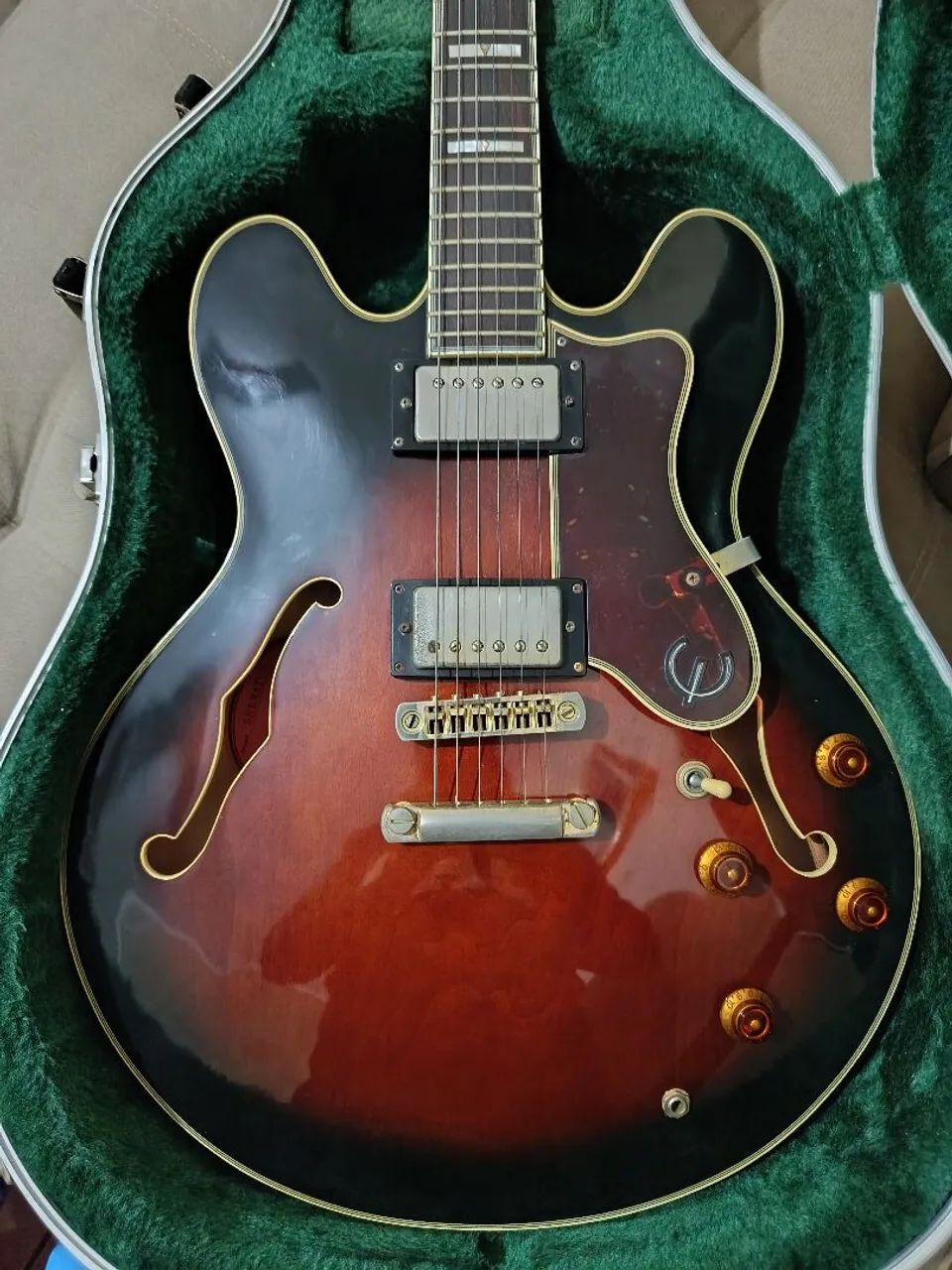 Guitarra Epiphone Sheraton ii (korea) 1998 (n Gibson, Fender, Boss