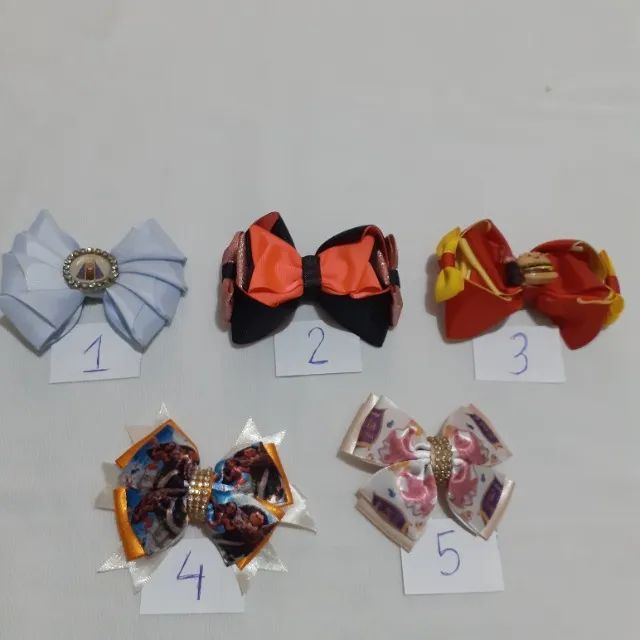 Laços personalizados + Tiaras