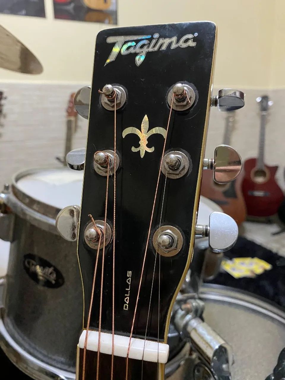 Violão Tagima elétrico regulado - Foto 4