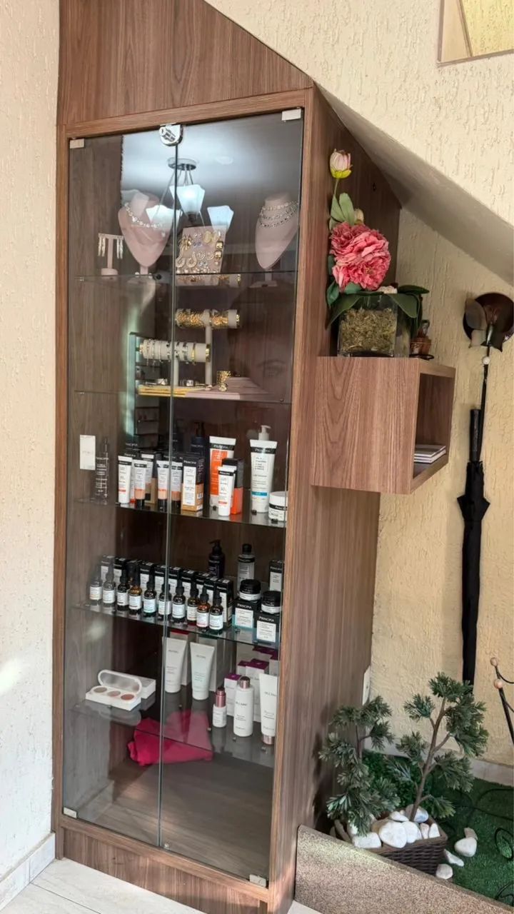 Vitrine super linda e delicada  - Foto 2