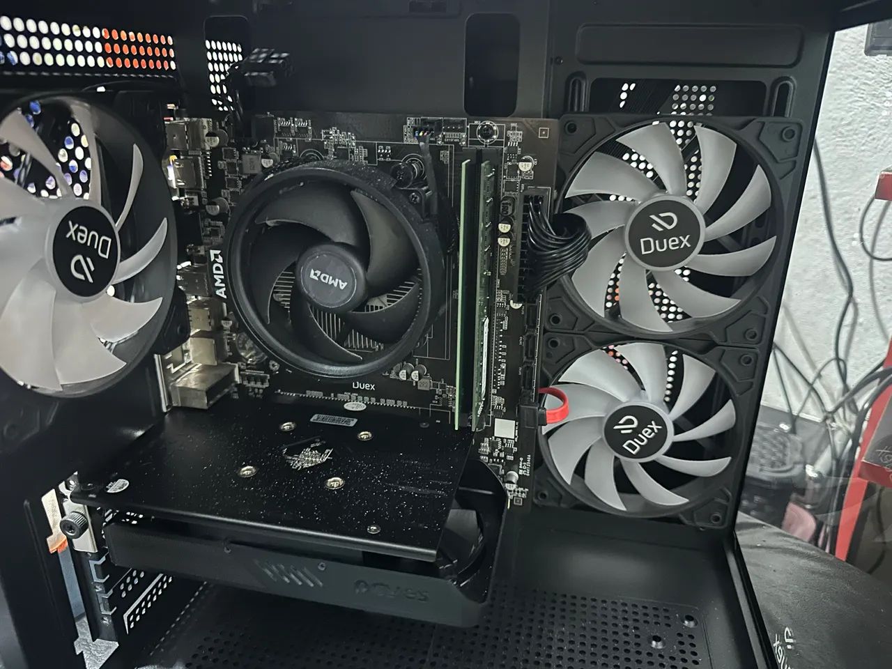 RYZEN 3200G, 16 RAM / RX550 4GB / SSD 230 - Foto 4