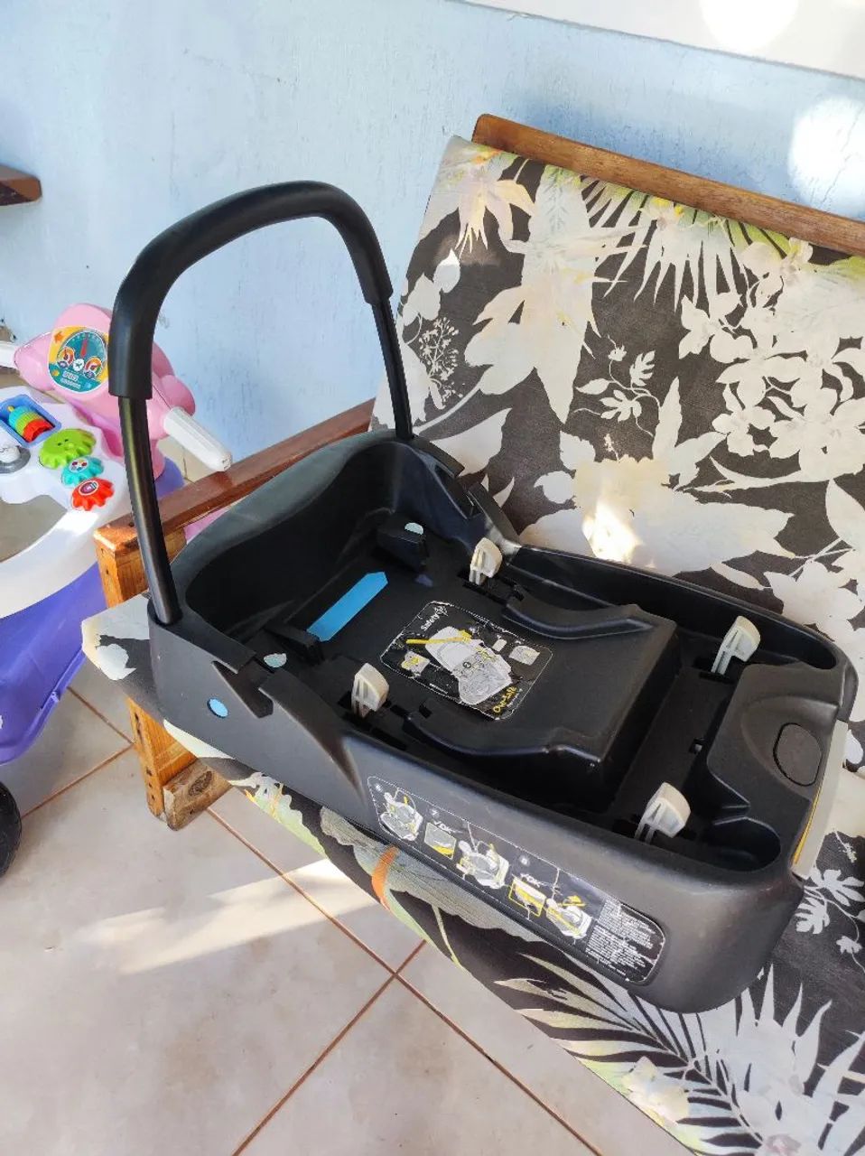 Carrinho de bebê e Bebê Conforto Mobi Safety 1st Preto - Foto 5