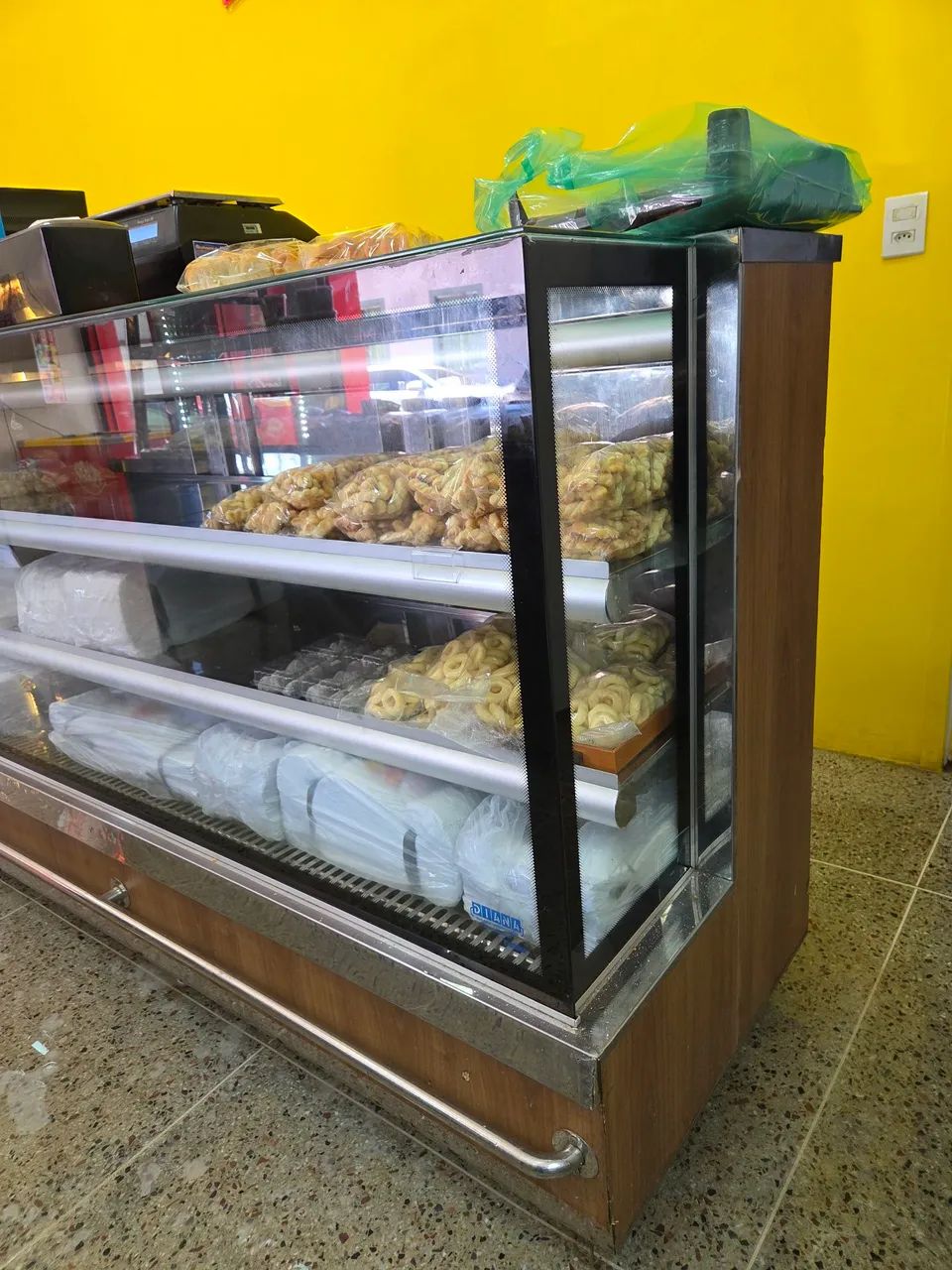 Balcão quente super conservado. - Foto 2