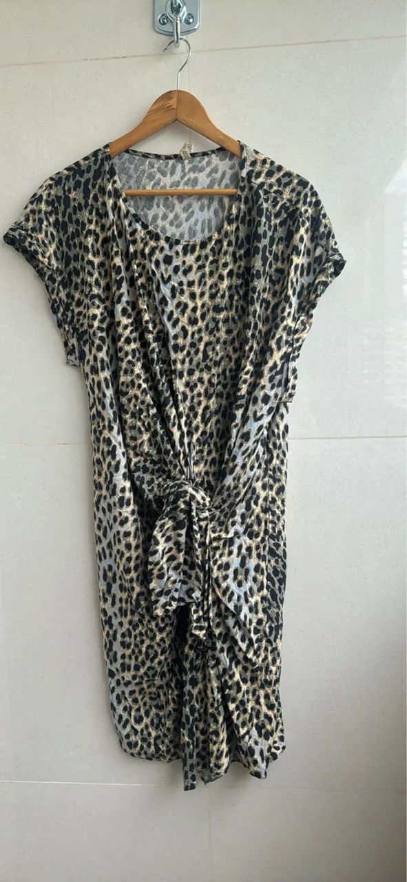 Vestido Viscose Onça Bluk Caimento com Nó Central - Tam. G (Veste bem até G/GG) - Foto 2