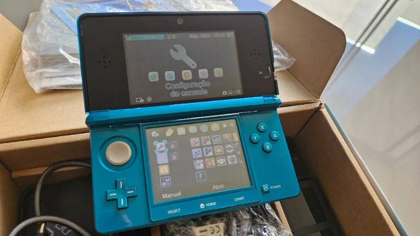 Nintendo 3DS Aqua Blue - Desbloqueado 32GB + 2 jogos originais - Foto 4
