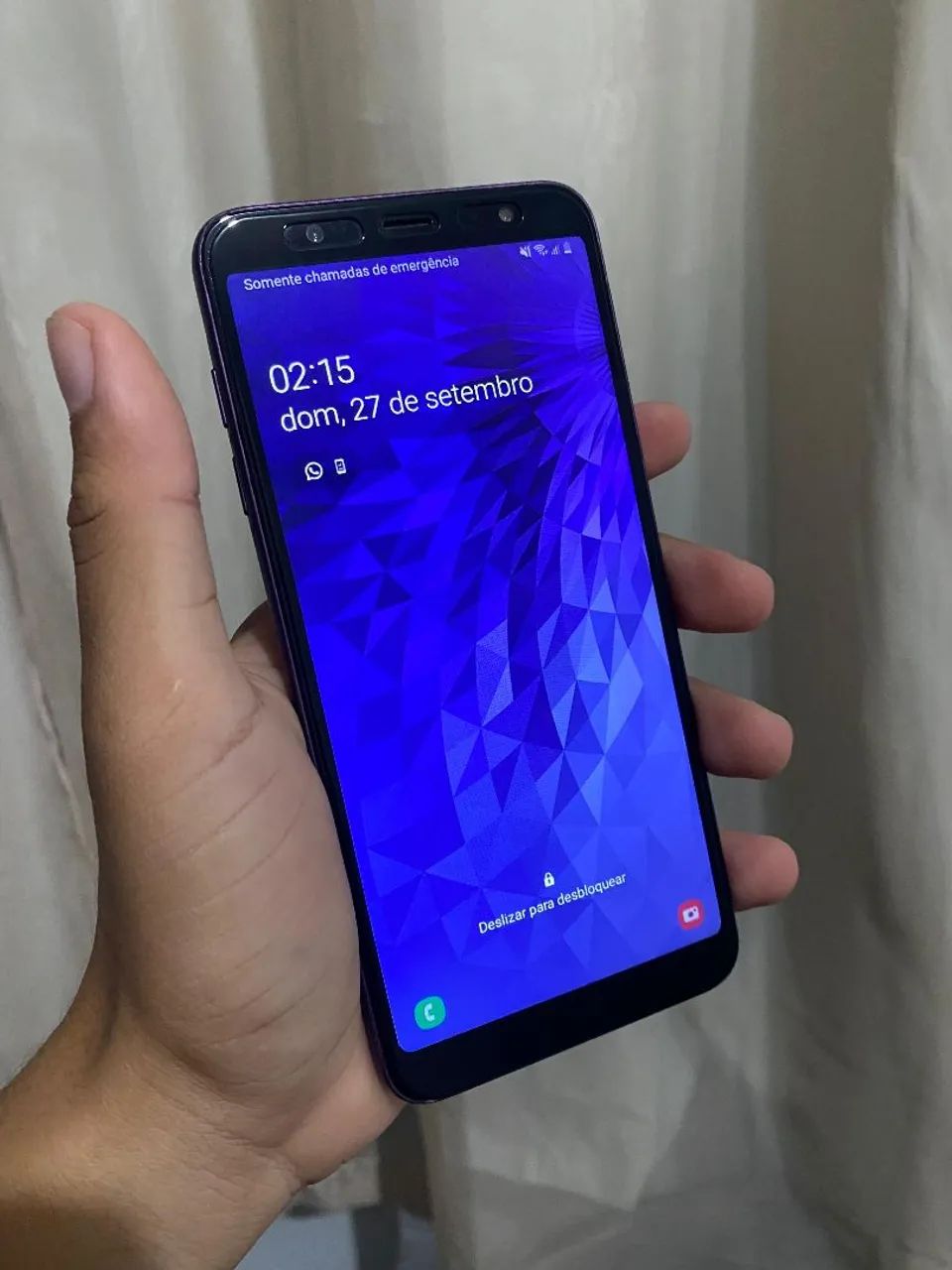 SAMSUNG J8