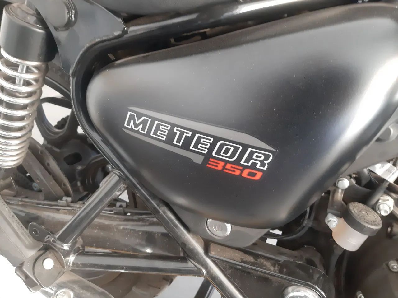 Vendo  com apenas 220 km - Foto 5