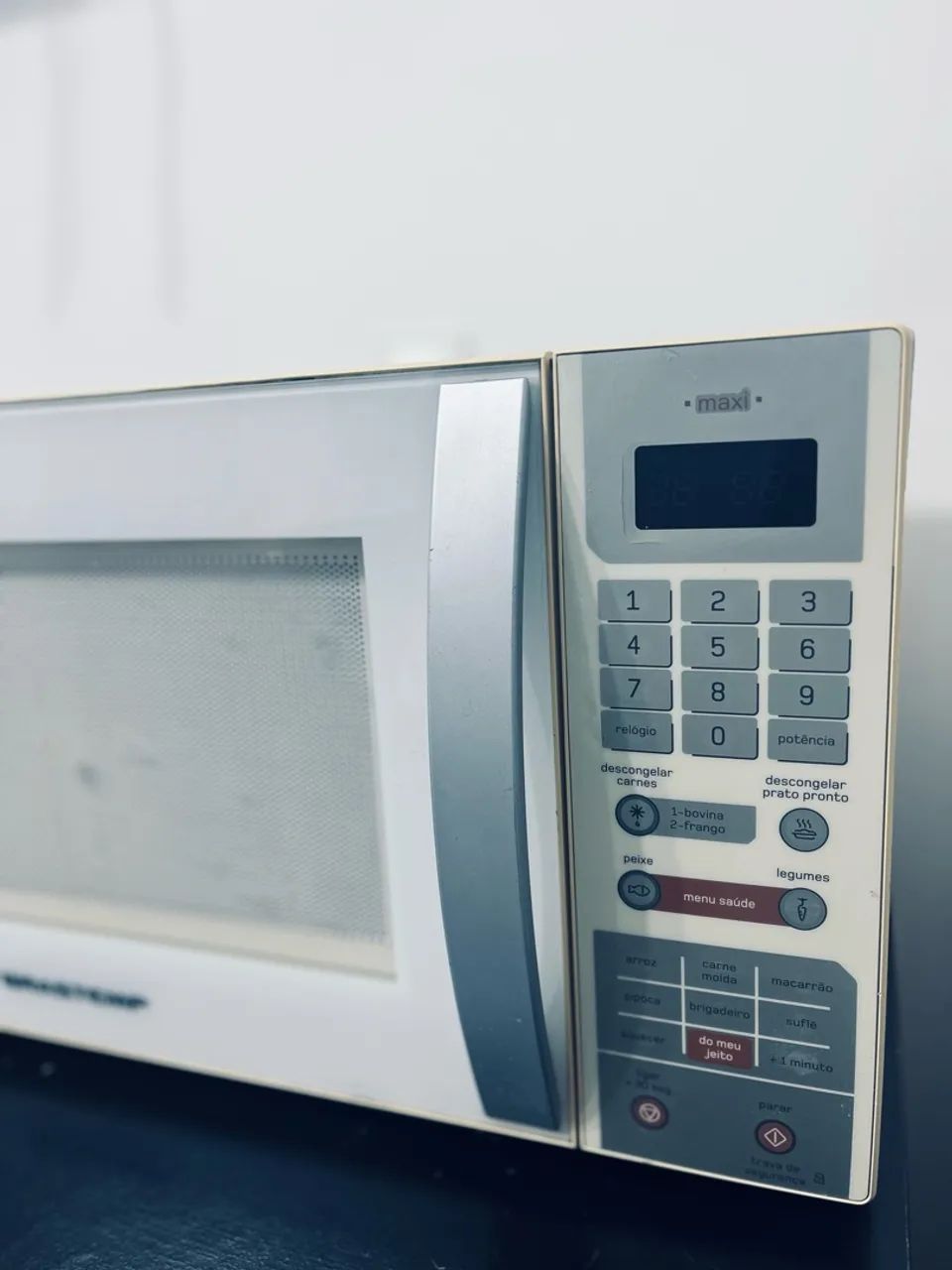 Microondas Brastemp branco 30L - Foto 2
