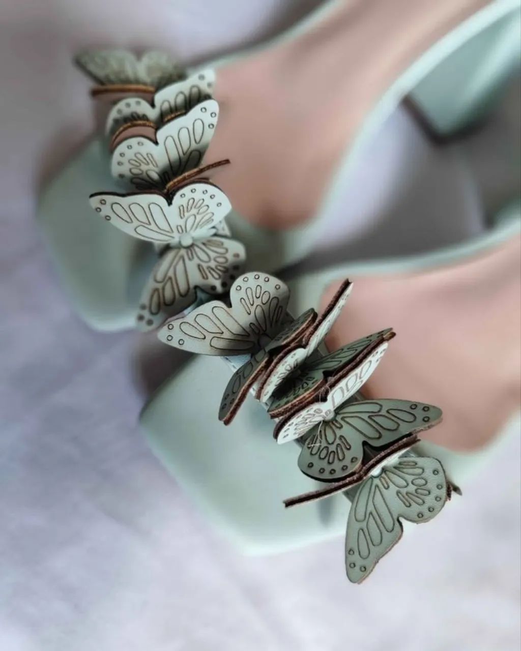 Sandália de borboleta  - Foto 2