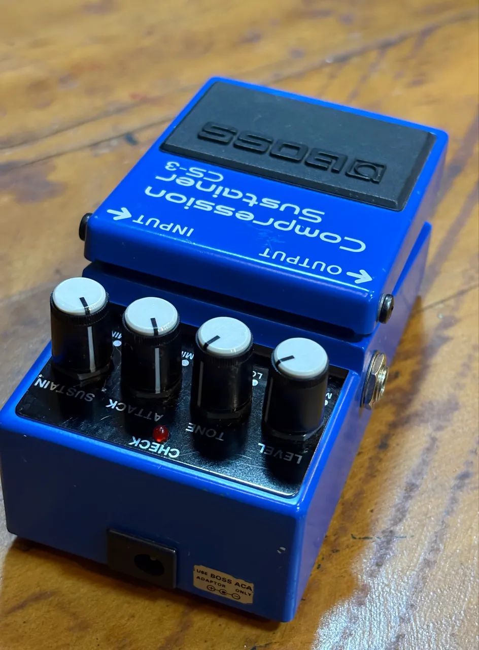 Pedal de guitarra Boss Compressor CS-3 - Foto 3