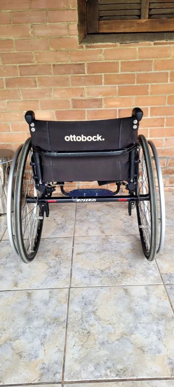 Vendo Cadeira de rodas Ottobock ventus  - Foto 2