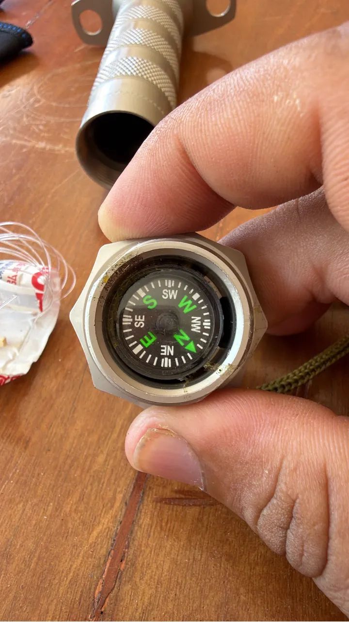 FACA DO RAMBO COM KIT SOBREVIVÊNCIA  - Foto 4