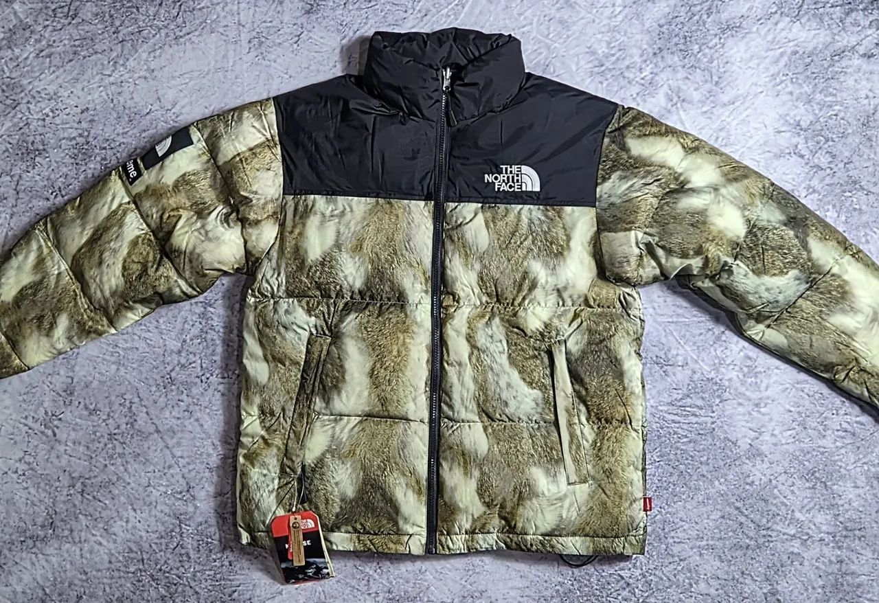 Jaqueta Puffer The North Face x Supreme Nuptse 