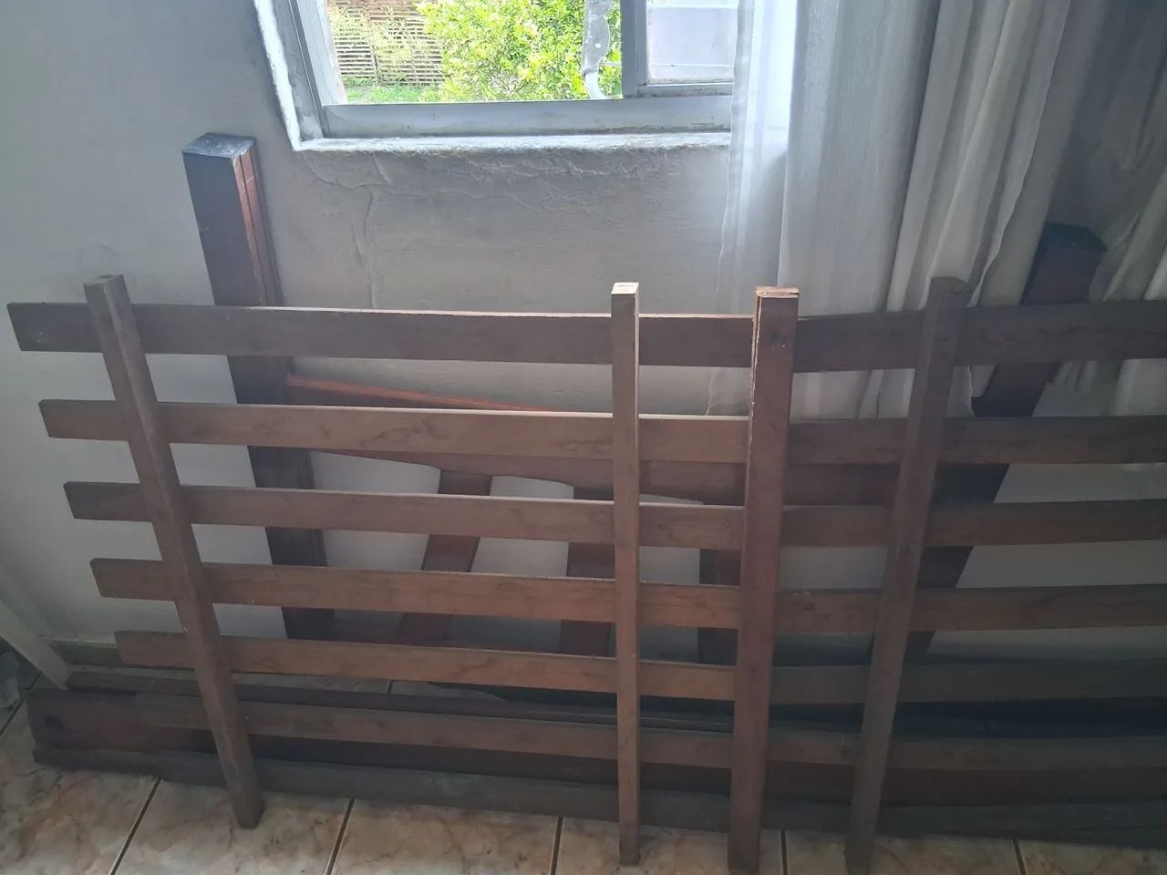 Cama solteiro madeira. - Foto 2