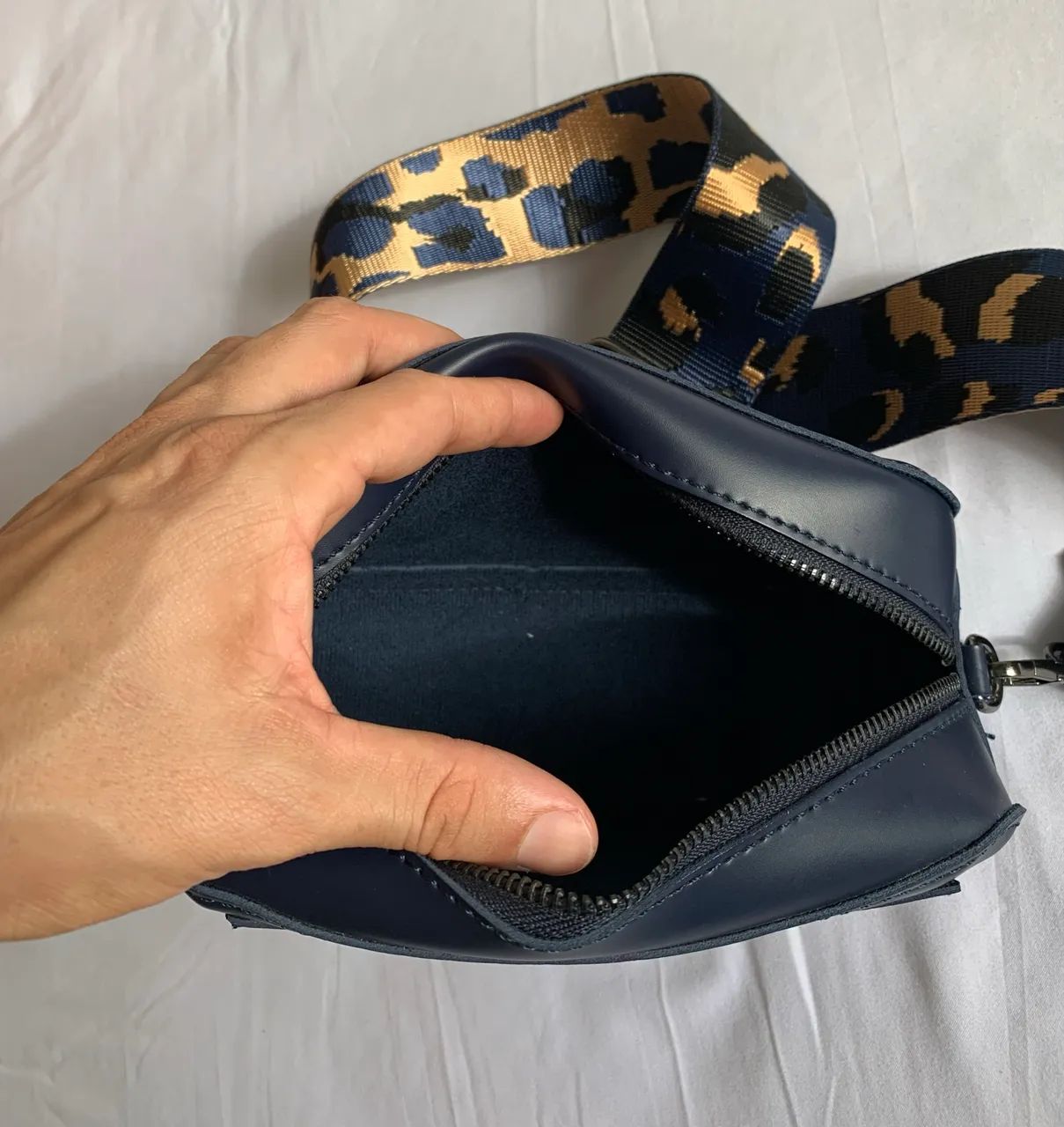 Bolsa shoulder - Marca Inglêsa - Claudia Canova  - Foto 3