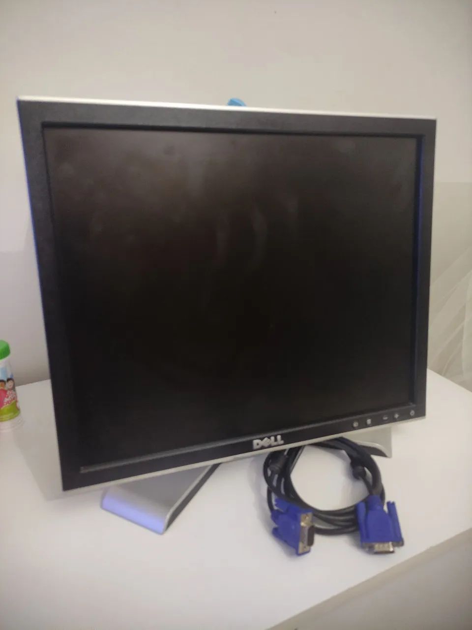 Monitor Dell 17 polegadas com VGA e Dvi imagem top com os cabos entrada USB  - Foto 2