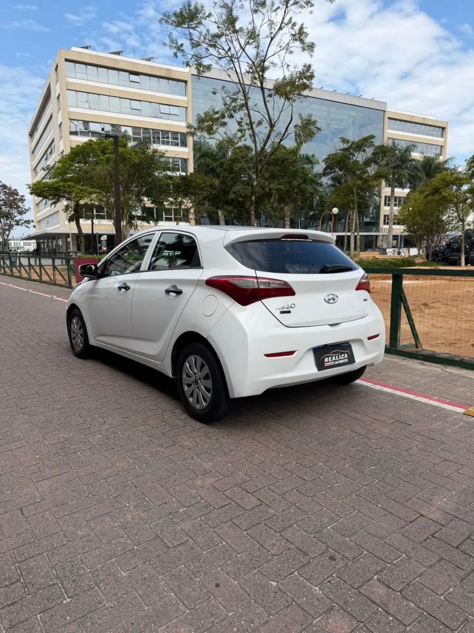 Hyundai HB20 Comf./c.plus/c.style 1.0 Flex 12V 2014 - Foto 4