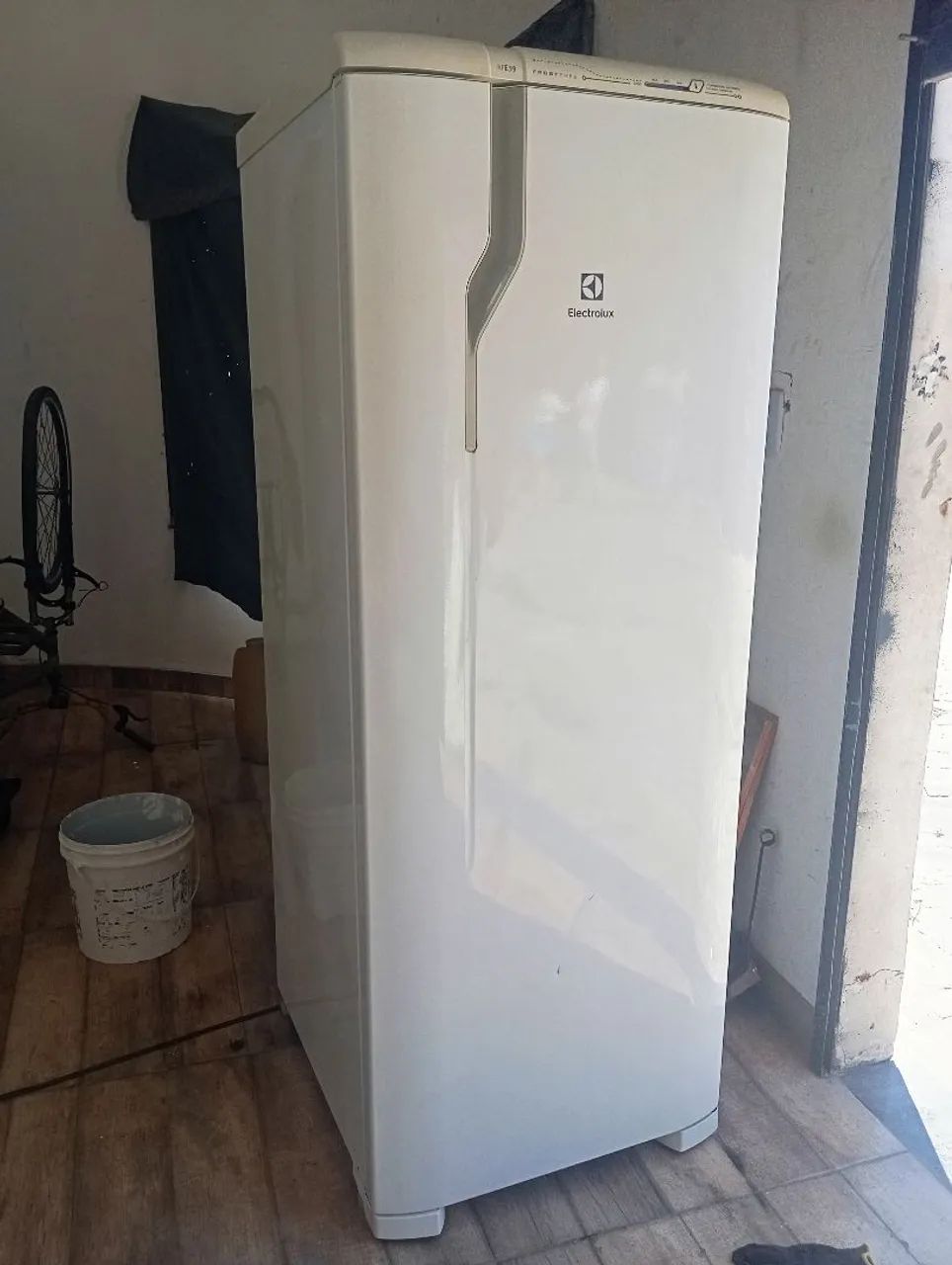 Geladeira Eletrolux Rf39 - Foto 4