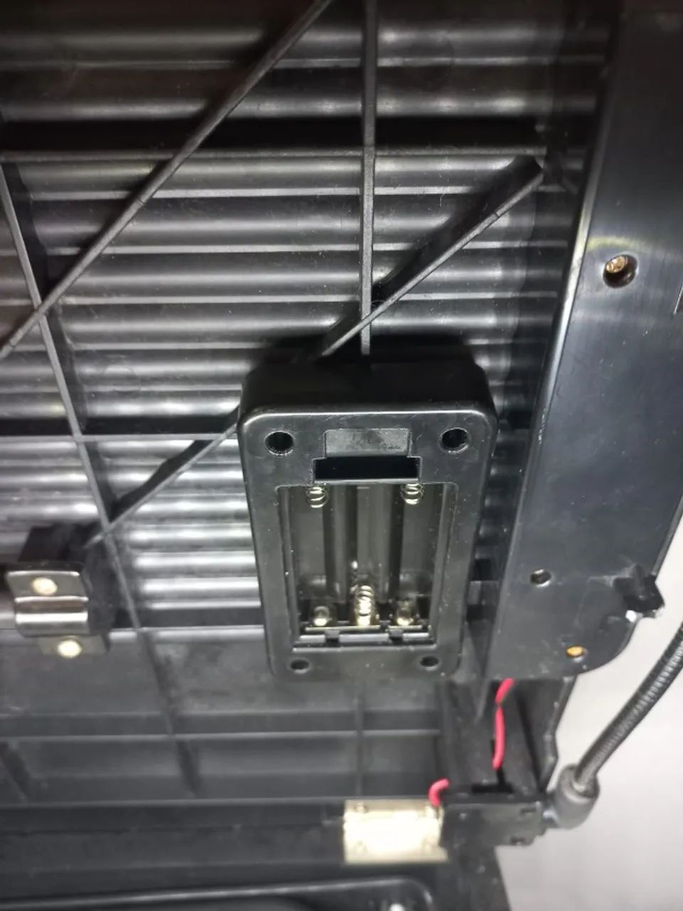 Mesa suporte articulada para notebooks - Foto 4